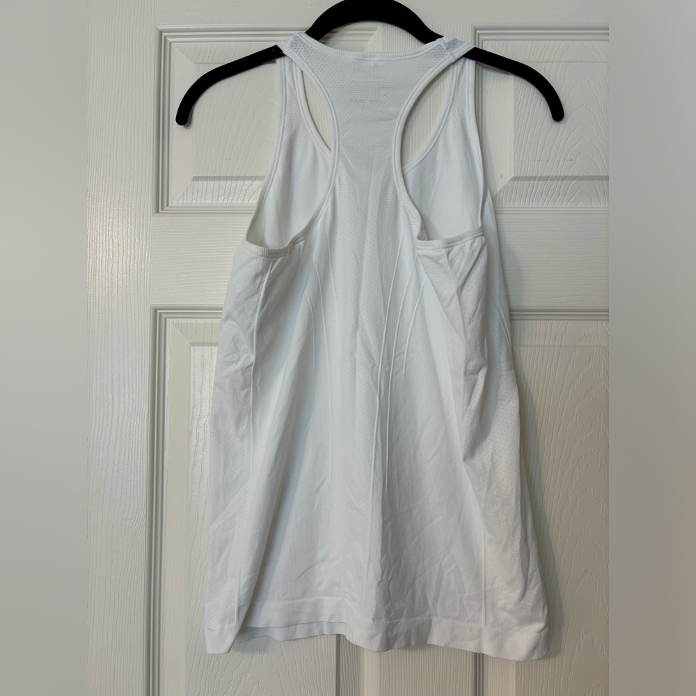SPANX Racerback Tank White Size M - Picture 2 of 9